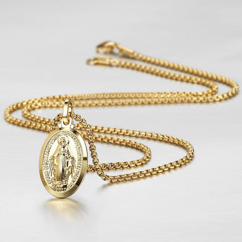 Image of 2020 New Gold Color Pendant Necklace for Women Men Jesus Cross Queen Elizabeth Portrait Charm Fashion Jewelry Accessories GPM01