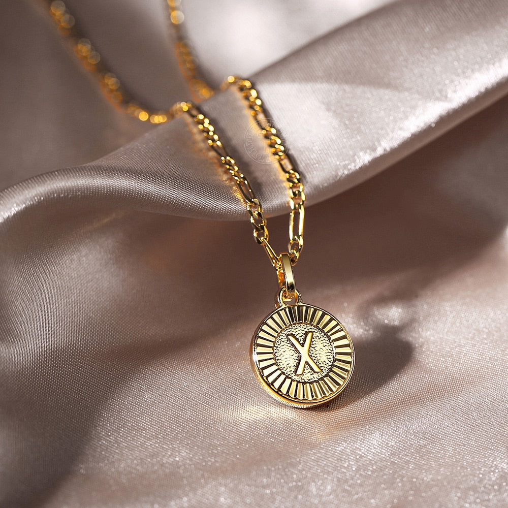 New Initial letter Name Pendant Necklace Gold 26 Letters Round Charm for Women Men Wholesale Pendant Jewelry GP418