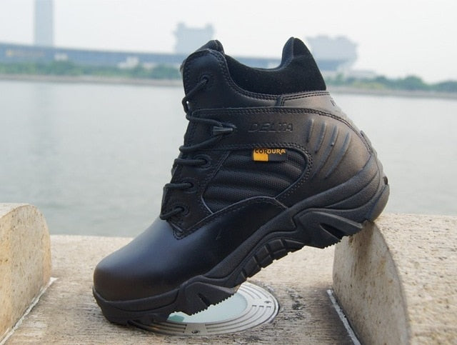 2020 Winter Men Boots Military Quality Special Force Tactical Desert Combat Ankle Boats Army Work Shoes Leather Snow Boots